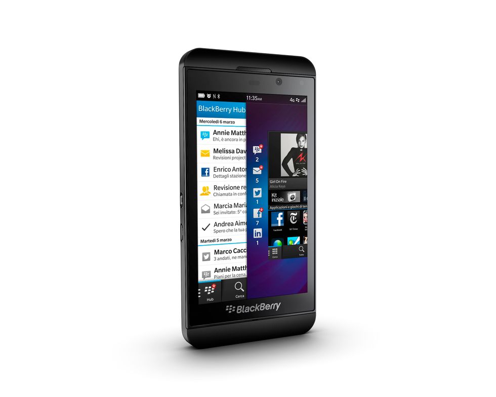 Il BlackBerry Z10 visto da vicino