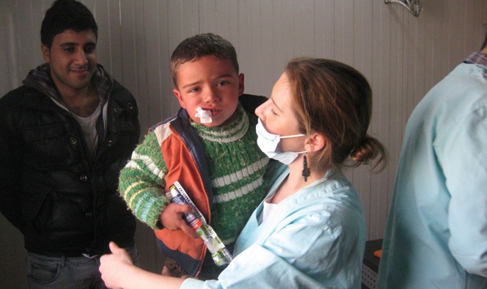 Siria, i bambini affamati e il latte in polvere della mamma di Modena
