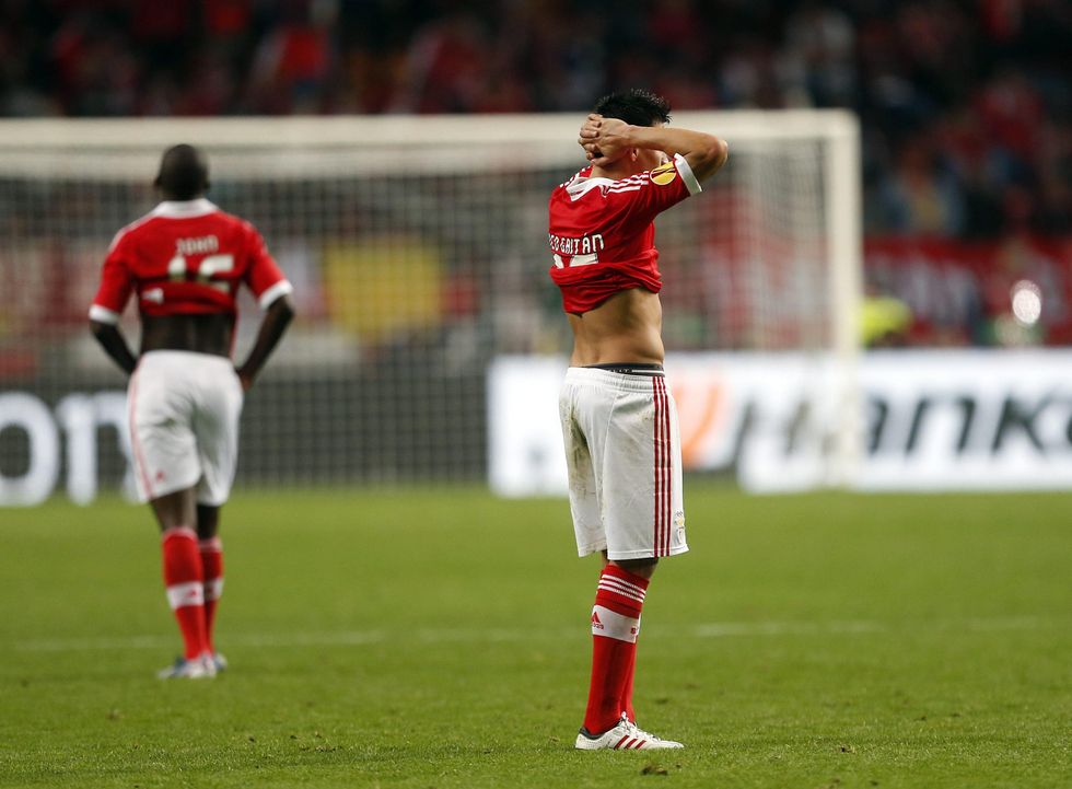 Maledizioni e lacrime: la doppia beffa del Benfica