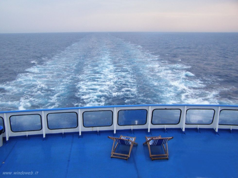 Traghetti & turismo: i 'giochi sporchi' delle compagnie