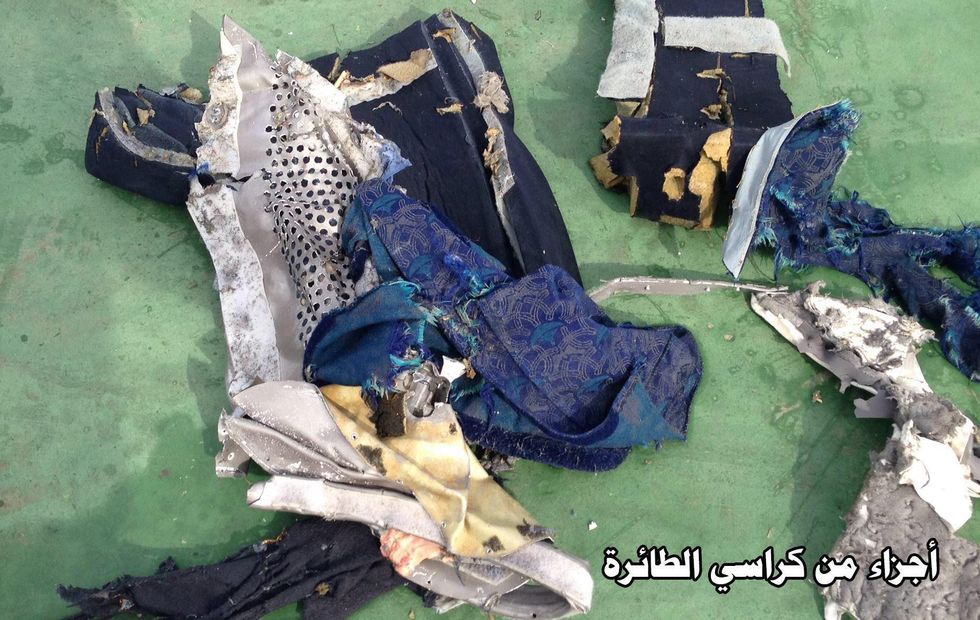 Disastro Egyptair: tracce di esplosivo sui resti dei passeggeri