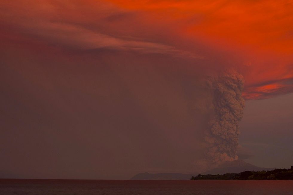 Cile, erutta il vulcano Calbuco