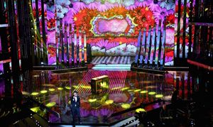 Mika è stato ospite della serata cover di Sanremo 2017