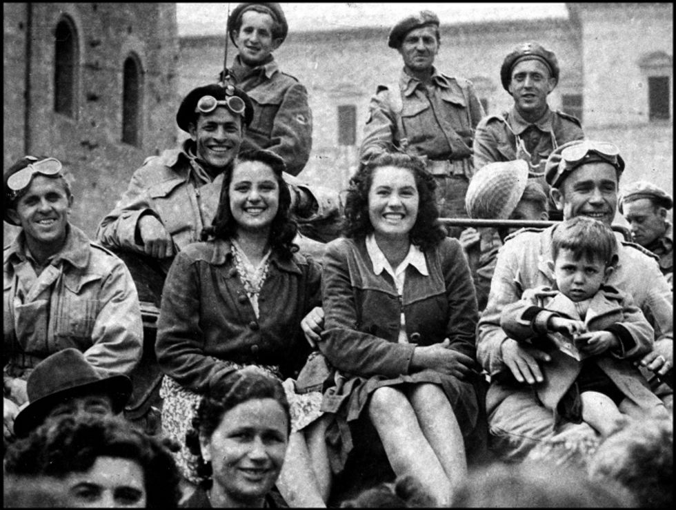 25 aprile 1945, le foto della Liberazione