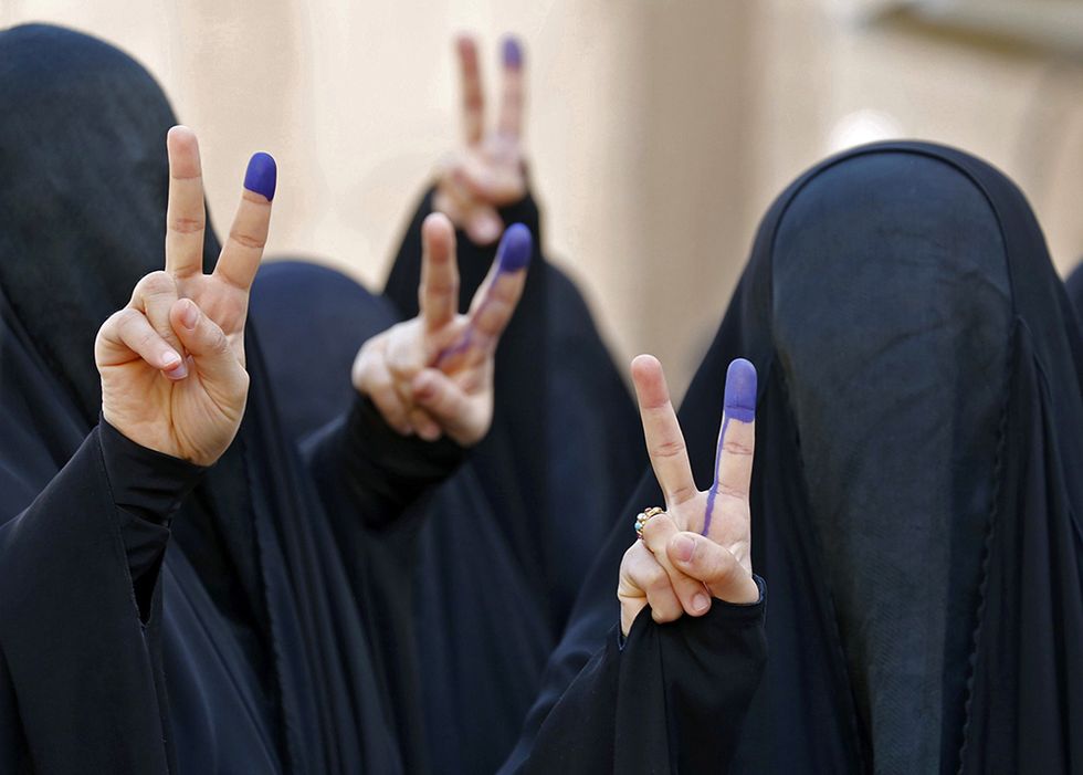 Al voto in Iraq e altre foto del giorno, 30.04.2014