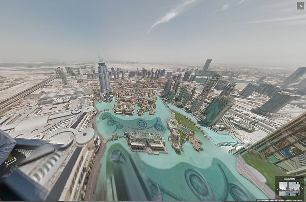 Google Street View sul Burj Khalifa, l'edificio più alto del mondo