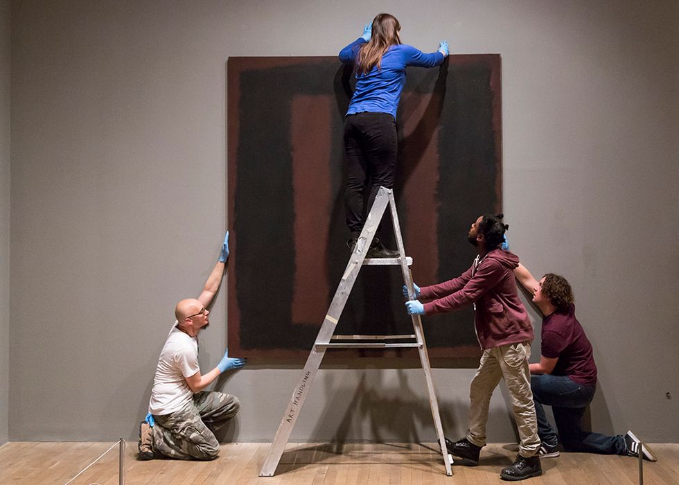 Il Rothko restaurato alla Tate Modern e altre foto del giorno, 13.05.2014