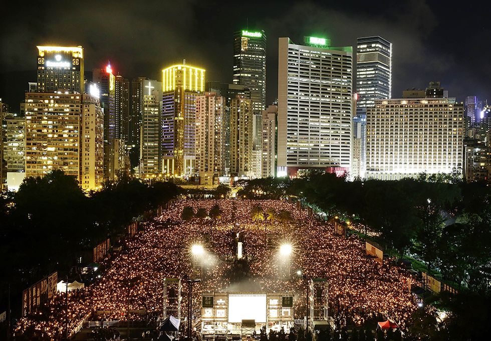Hong Kong commemora Tienanmen e altre foto del giorno, 04.06.2014