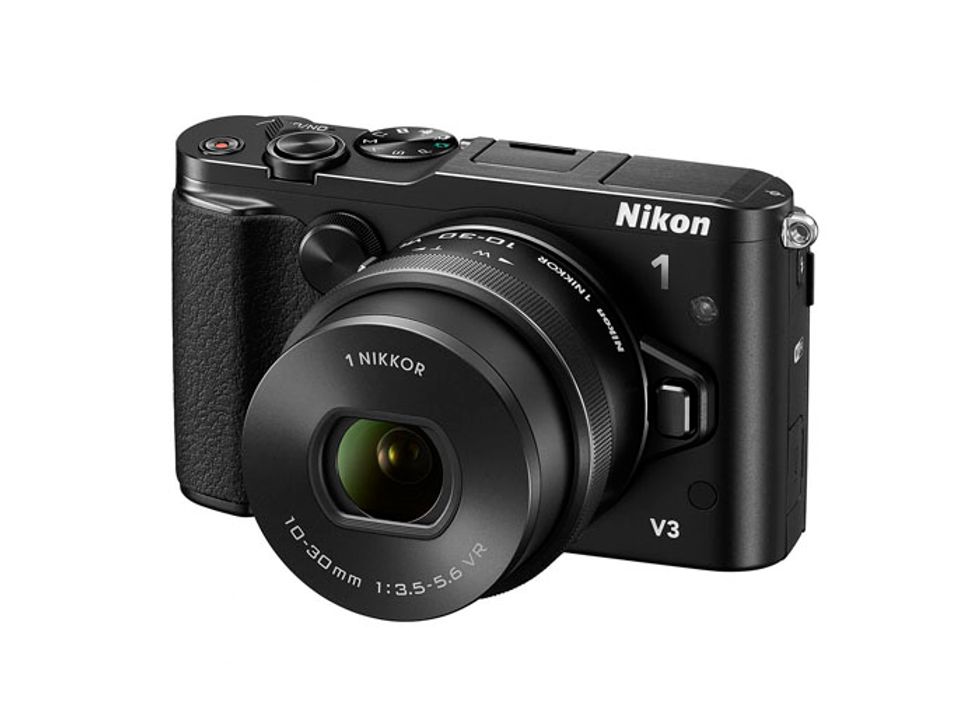 Nikon 1 V3, la mirrorless che punta in alto