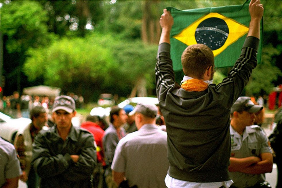 Il Brasile approva la Carta della Rete