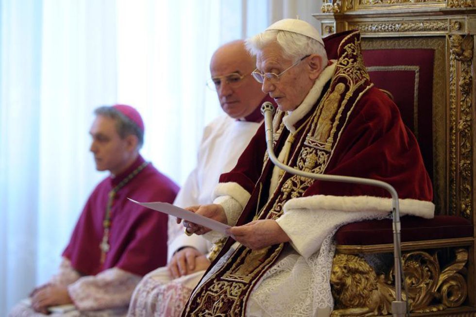 Benedetto XVI un anno dopo: ecco chi lo rimpiange