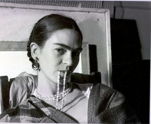Lucienne Bloch Frida Kalo