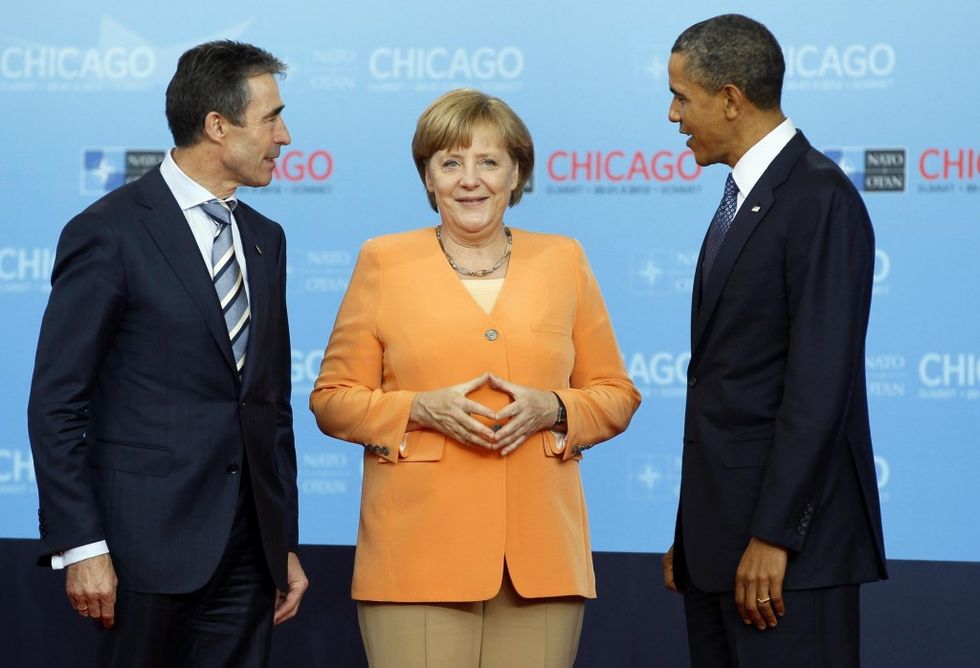 The Purple room – Angela Merkel, la crisi, le pari opportunità e il paradosso del salmone