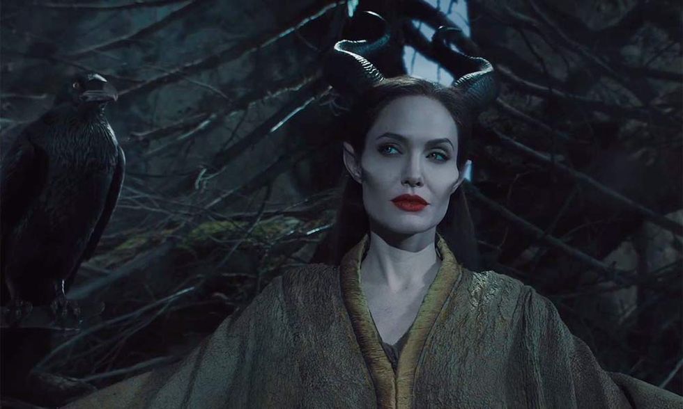 Maleficent, Angelina Jolie diventa minacciosa - Video in anteprima