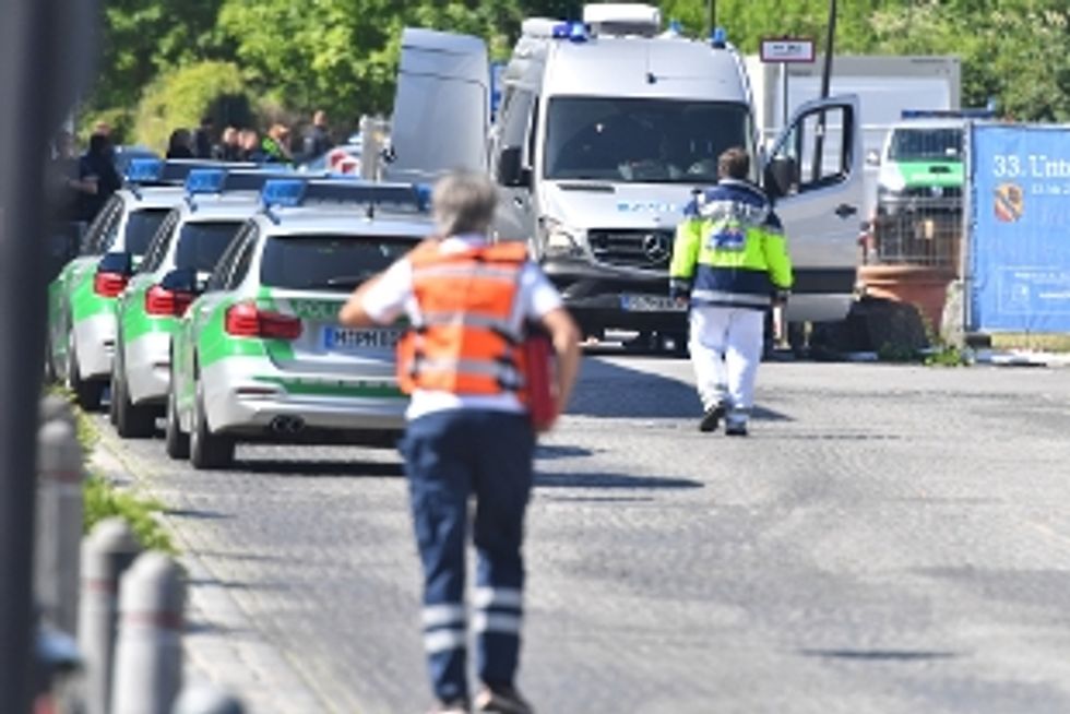 Monaco, sparatoria alla stazione di Unterföhring‬‬ grave un'agente | Video
