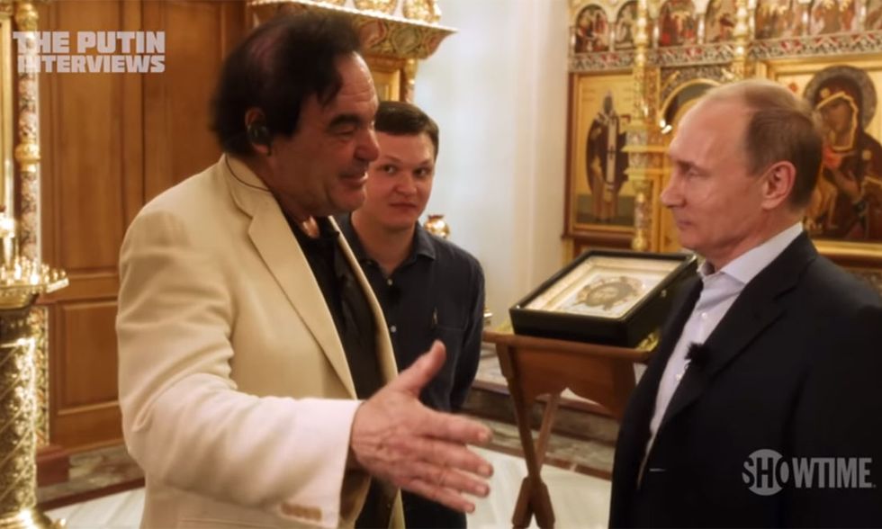 Oliver Stone e il doc apologetico su Putin. Di cosa si tratta