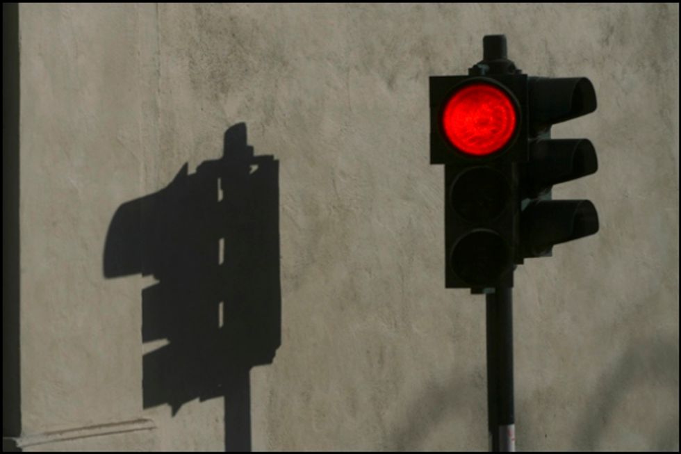 La fenomenologia del rimorchio al semaforo