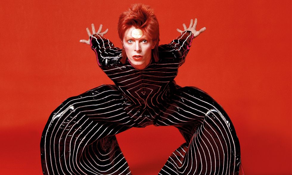 David Bowie: 40 anni di Ziggy Stardust, l’alieno sessualmente ambiguo