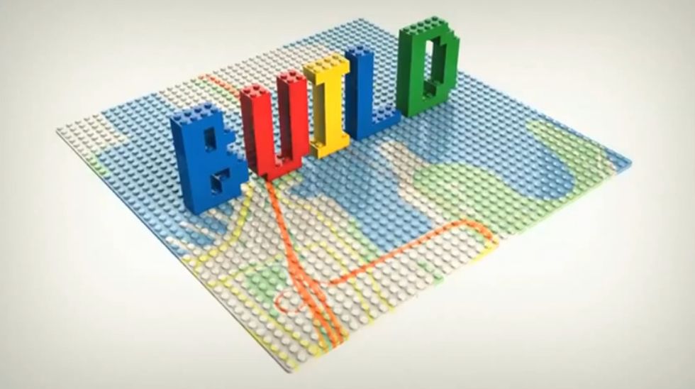 Google gioca a LEGO con Build With Chrome
