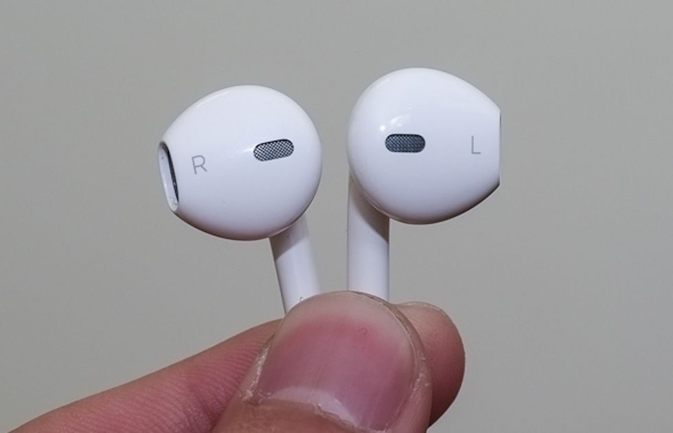 iPhone5, sono questi i nuovi auricolari Apple?