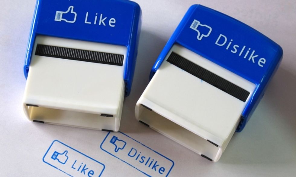 Facebook, arriva il tasto ‘Non mi piace’. Ma potrebbe non piacerci
