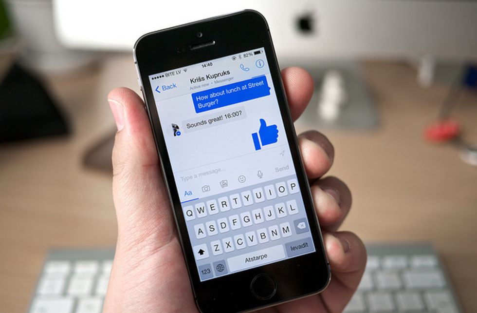 Facebook ti obbligherà a scaricare il suo Messenger. Ecco perché
