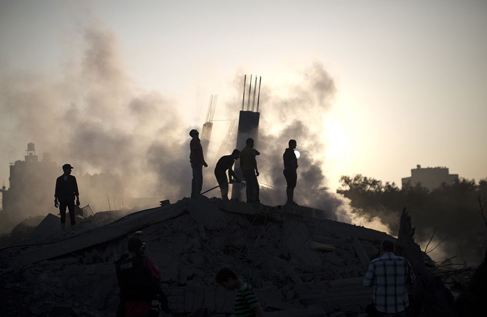 Raid aerei israeliani su Gaza e altre foto del giorno, 08.07.2014