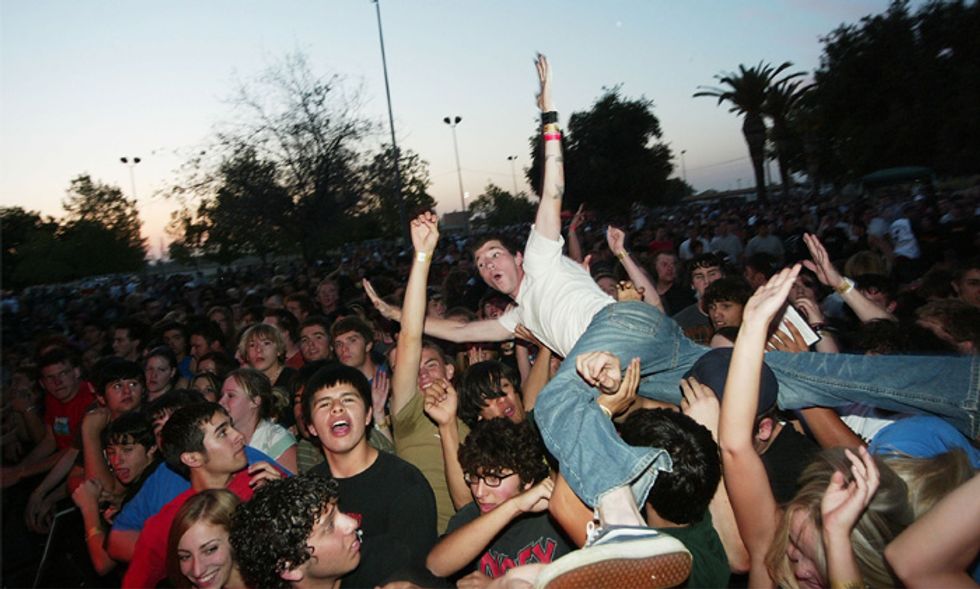 10 tipi che non vorreste mai incontrare ad un concerto