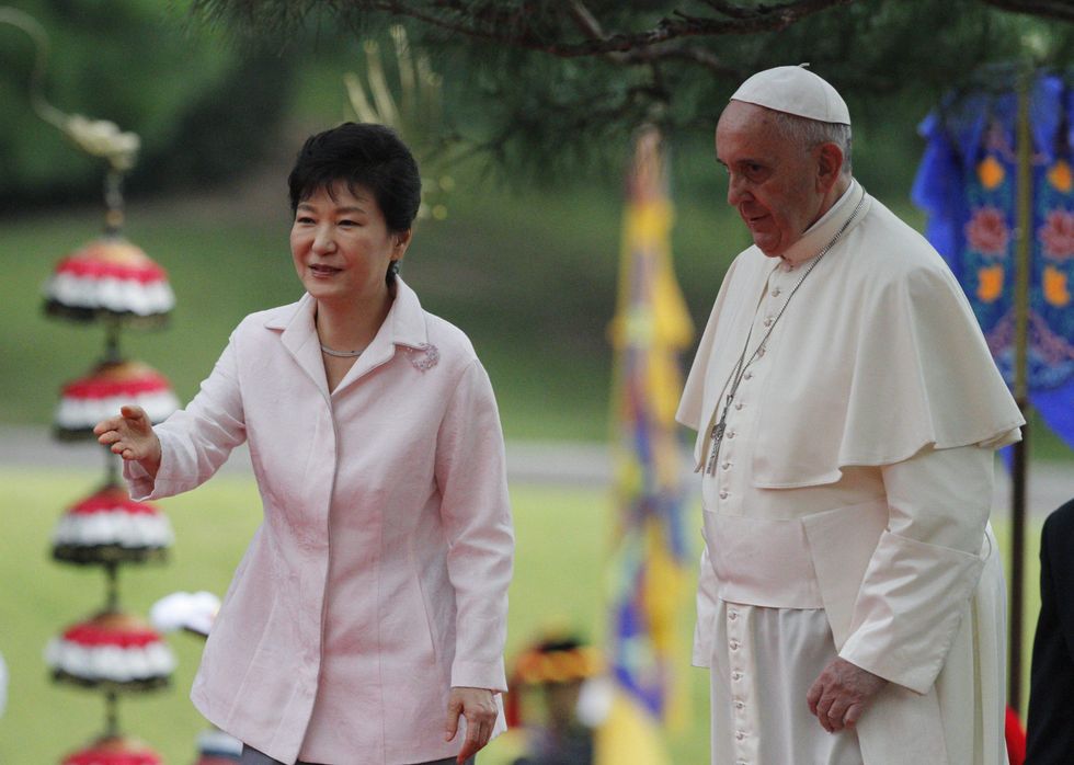 Papa Francesco in Corea: il mondo è stanco della guerra