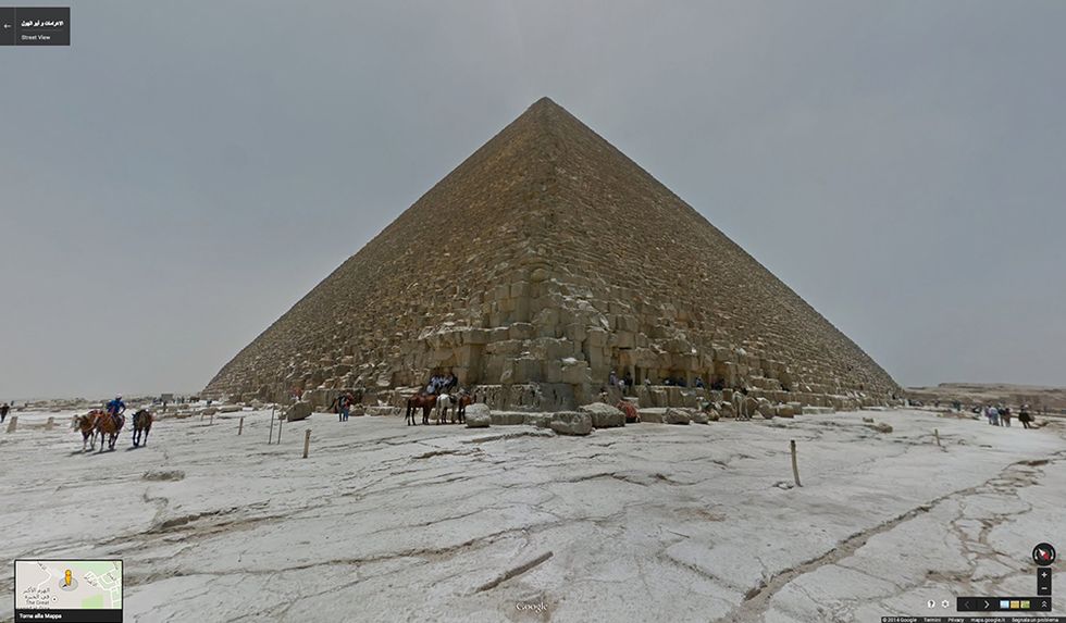 Google Street View tra le Piramidi d'Egitto