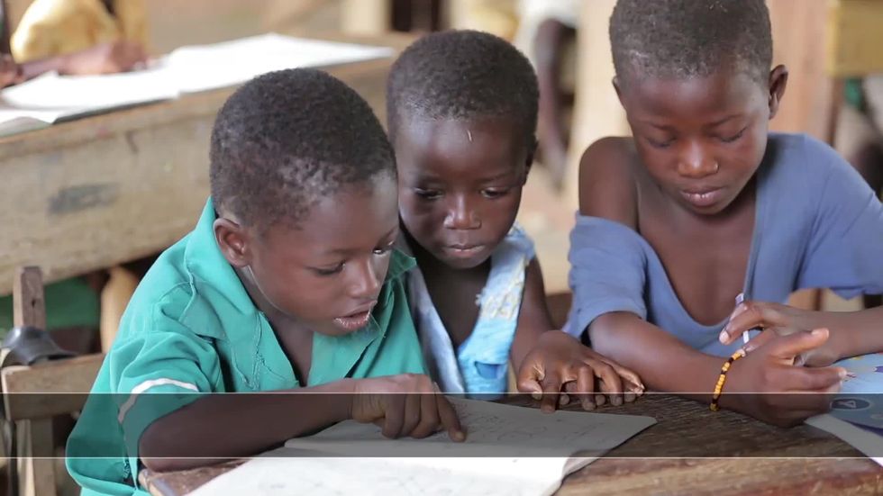 Ghana: felici di andare a scuola