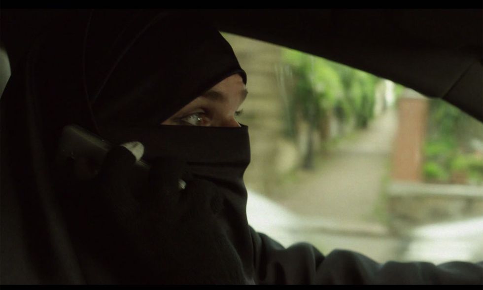 Due sotto il burqa di Sou Abadi: estratto del film