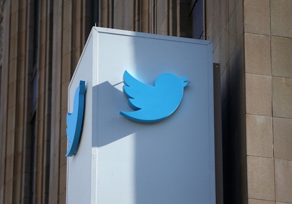 Twitter in vendita: le cose da sapere