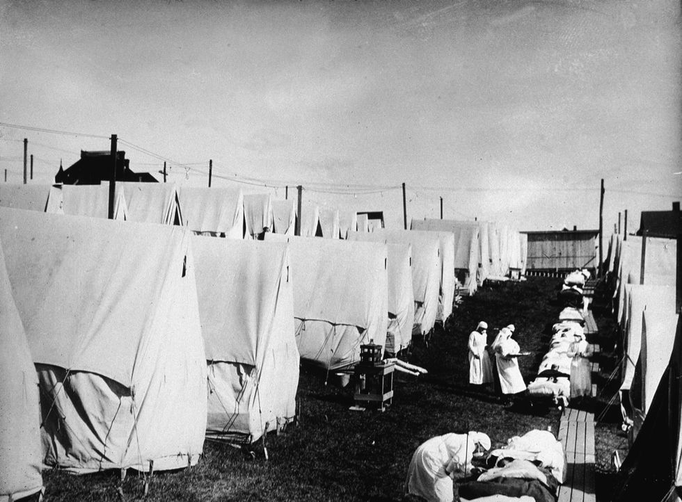 L'influenza "Spagnola": 100 anni fa il virus che uccise più della guerra
