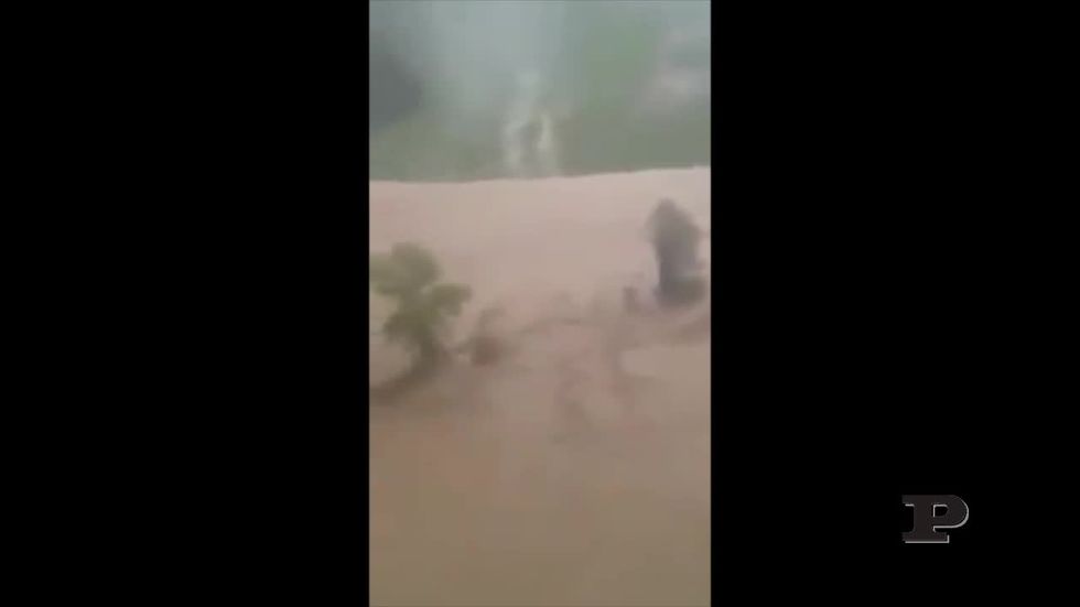 Alluvione in Maremma: le immagini dall'elicottero
