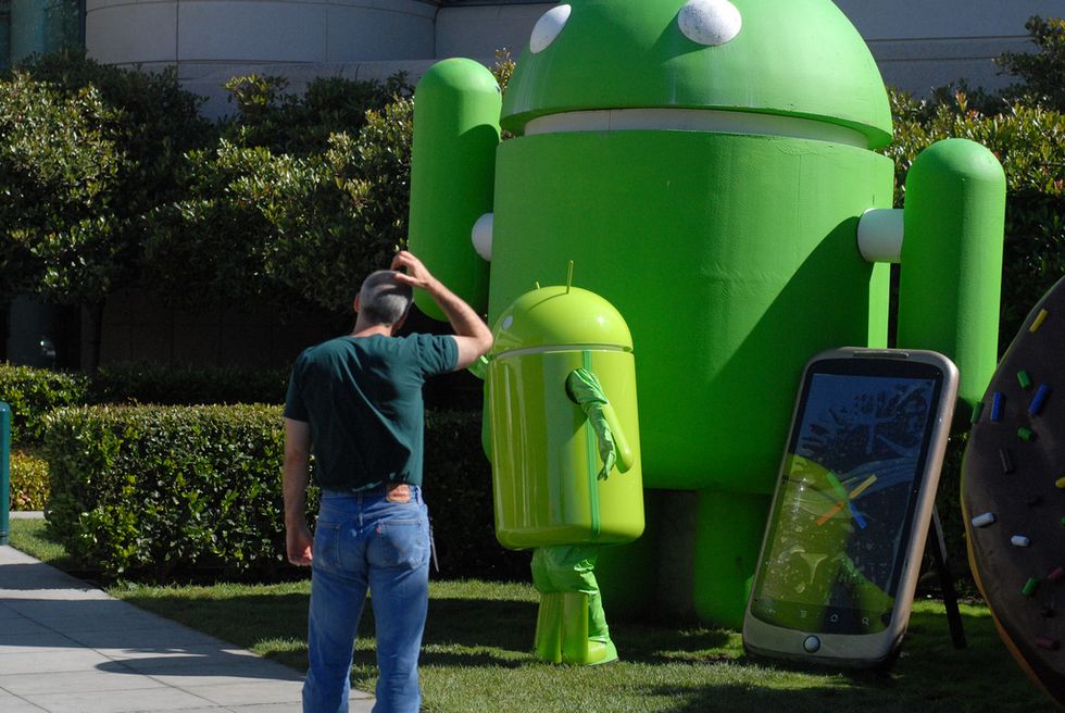 Il padre di Android lascia Google
