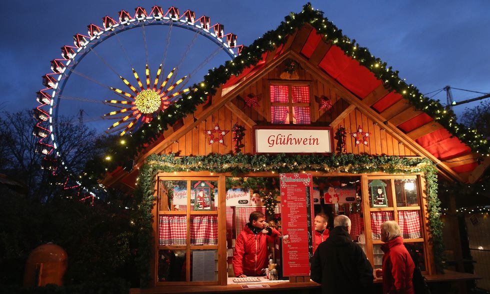 Berlino, il mercatino di Natale in Alexanderplatz