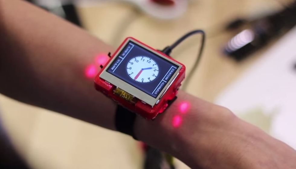 Lo smartwatch che usa il corpo come touchscreen