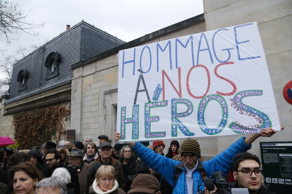 L'ultimo saluto agli autori di Charlie Hebdo