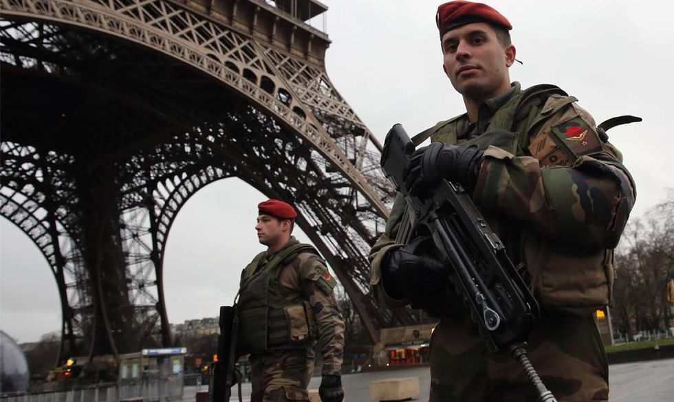6 libri per capire le cause della strage di Parigi