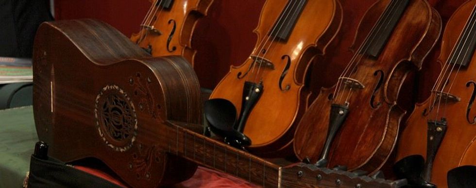 The Italian violin made from silk