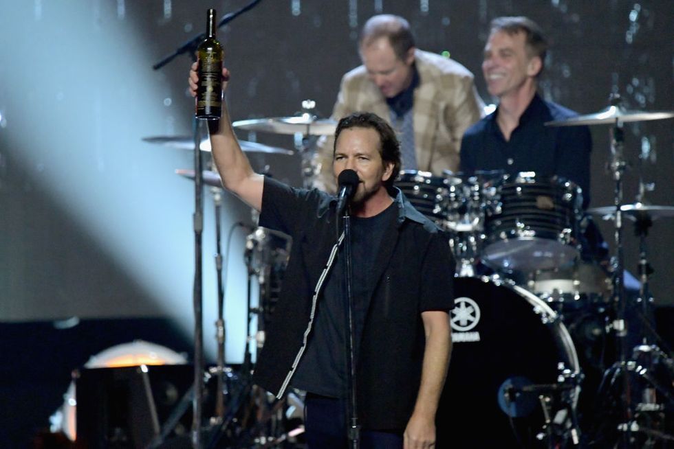 I Pearl Jam tengono viva la fiamma del rock a Roma