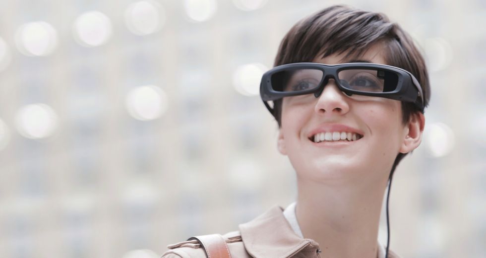 Sony SmartEyeglass vs Google Glass, occhiali intelligenti a confronto