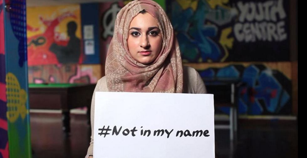 #NotInMyName: via Twitter la condanna dei musulmani alla strage di Parigi