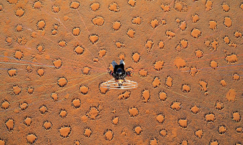 Il deserto del Namib fotografato dal parapendio