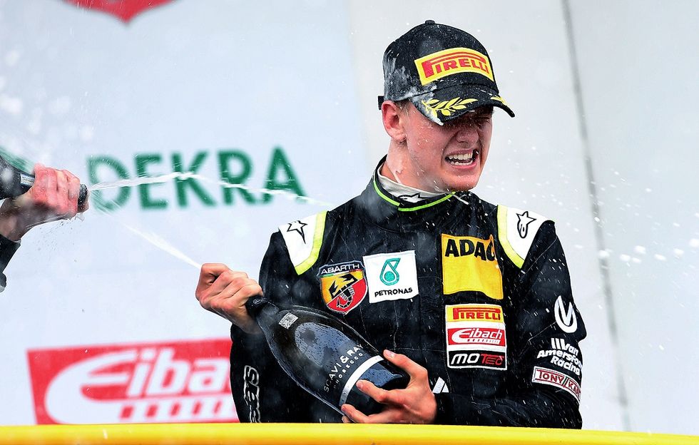 Mick Schumacher vince in Formula 4: sarà davvero come papà Michael?
