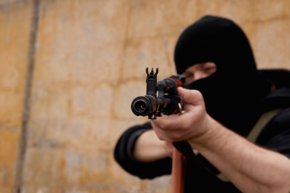 Kalashnikov si riposiziona come “arma della pace”