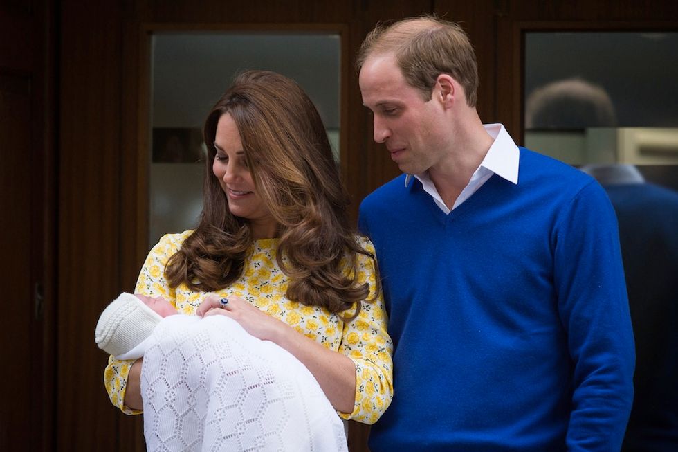 Royal Baby: William e Kate presentano la principessa