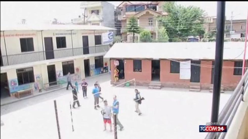 Nepal, la terra trema ancora. Nuovo terremoto di magnitudo 7.4