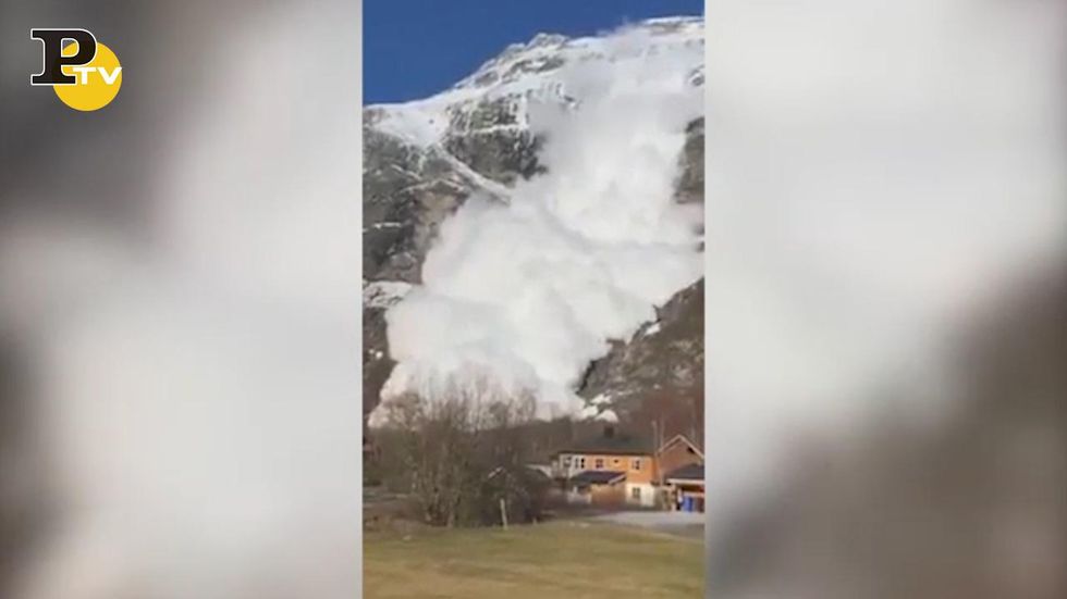 Norvegia, valanga di neve si abbatte sulle abitazioni